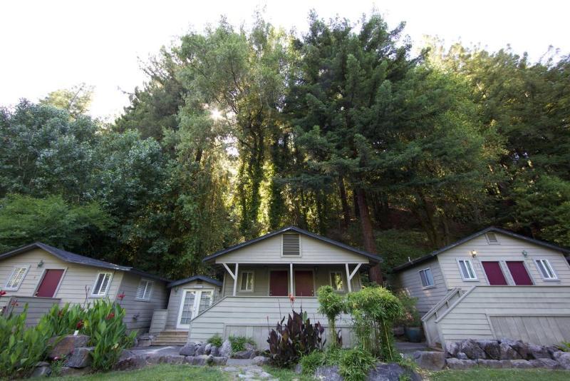 Cottages On River Road Guerneville Exterior photo